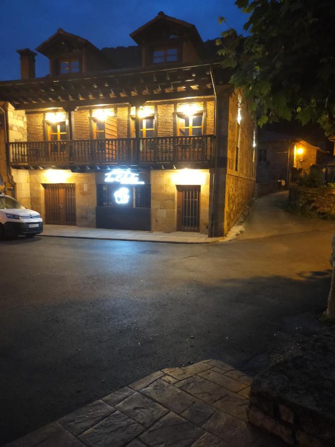 Apartamentos Los Edules Treceño Kültér fotó