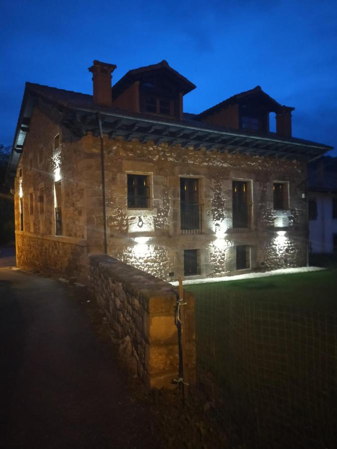Apartamentos Los Edules Treceño Kültér fotó