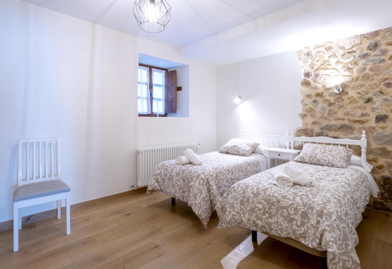 Apartamentos Los Edules Treceño Kültér fotó