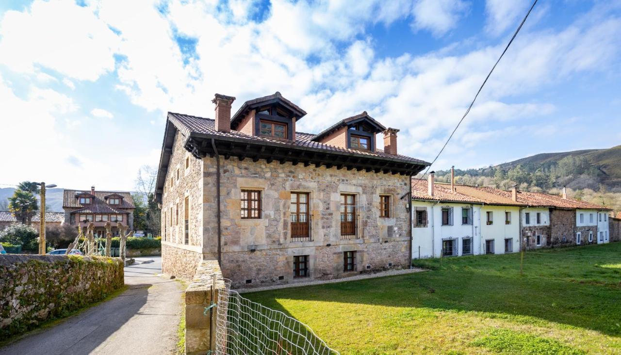 Apartamentos Los Edules Treceño Kültér fotó